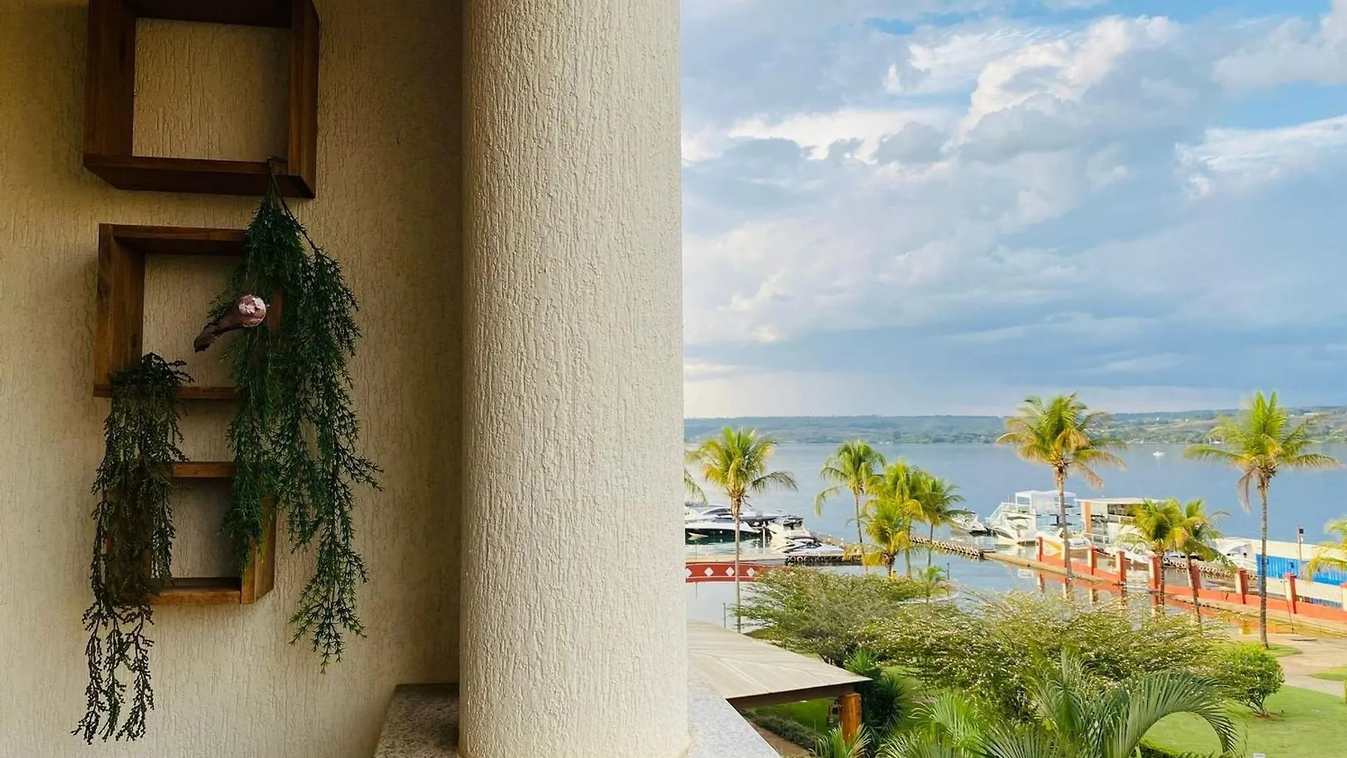 Apartment Flat Rosa Encantador Vista Lago Brasilia Brazil